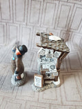 Department 56 Dickens' Village "London Newspaper Stand" 2 Piece Figurine Set