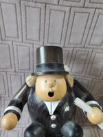 (C) Erzgebirgische Volkunst Shelf Sitting Groom Smoker