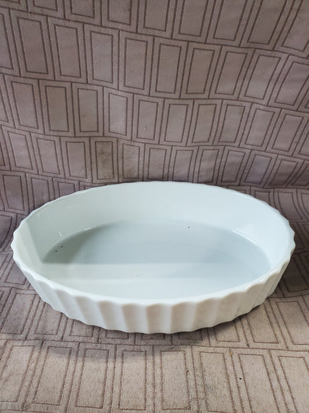 White Ceraminc Oblong Baking Dish