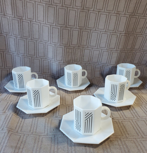 12 Piece Arcopal Teacup and Saucer Set