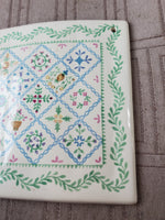 (A) 1993 Hill Design Inc. Ceramic "Bride's Album Quilt" Tile