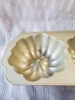 Nordic Ware "The Great Pumpkin Pan" Nonstick Baking Dish