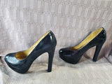 Pair of Mossimo Paisley Black Patent Platform Heels—Women's Size 8.5