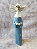 Lladro "Prayerful Nun" 2348 Figurine AS IS—READ DESCRIPTION CAREFULLY**