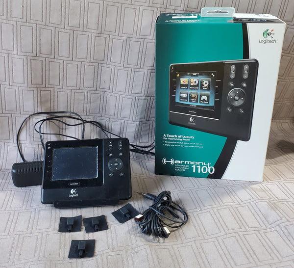 Logitech A Touch of Luxury Harmony 1100 Advanced Universal Remote POWERS ON/NO FURTHER TESTING