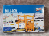 Walthers Cornerstone Series Mi-Jack Translift Intermodal Crane Model Kit UNOPENED