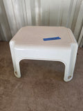 Rubbermaid Plastic Step Stool