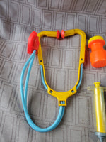 Vintage 1977 Fisher-Price Medical Kit AS IS—READ DESCRIPTION CAREFULLY**