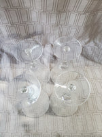 Set of 4 Clear Glass Wine Glasses