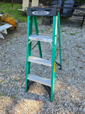 Werner 4' Fiberglass Ladder-G