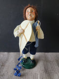 (B) Byers' Choice Carolers Colonial Williamsburg Signed "Boy with Kite" Figurine