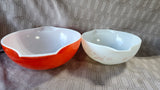 2 Piece Vintage Pyrex "Friendship" Cinderella Nesting Mixing Bowl Set