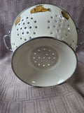 Enamel Pineapple Colander