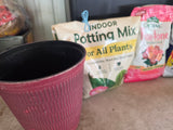 Garage/Gardening Lot including Black Plastic Tub