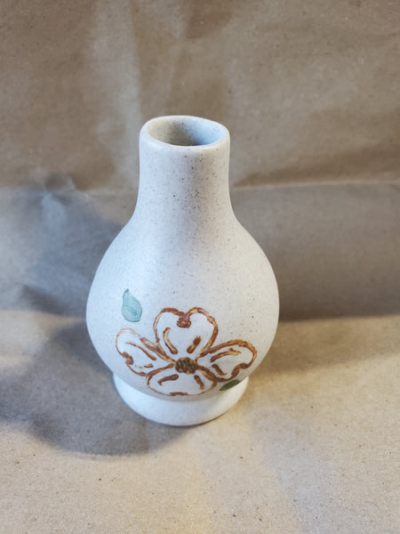 Small Pigeon Forge Pottery Dogwood Bud Vase