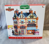 Coventry Cove "Maddie's Candy Shop" Lighted House WORKS (I)
