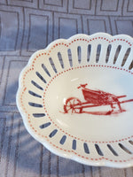 (A) Andrea by Sadek Colonial Williamsburg "Winter Homestead" Trinket Dish
